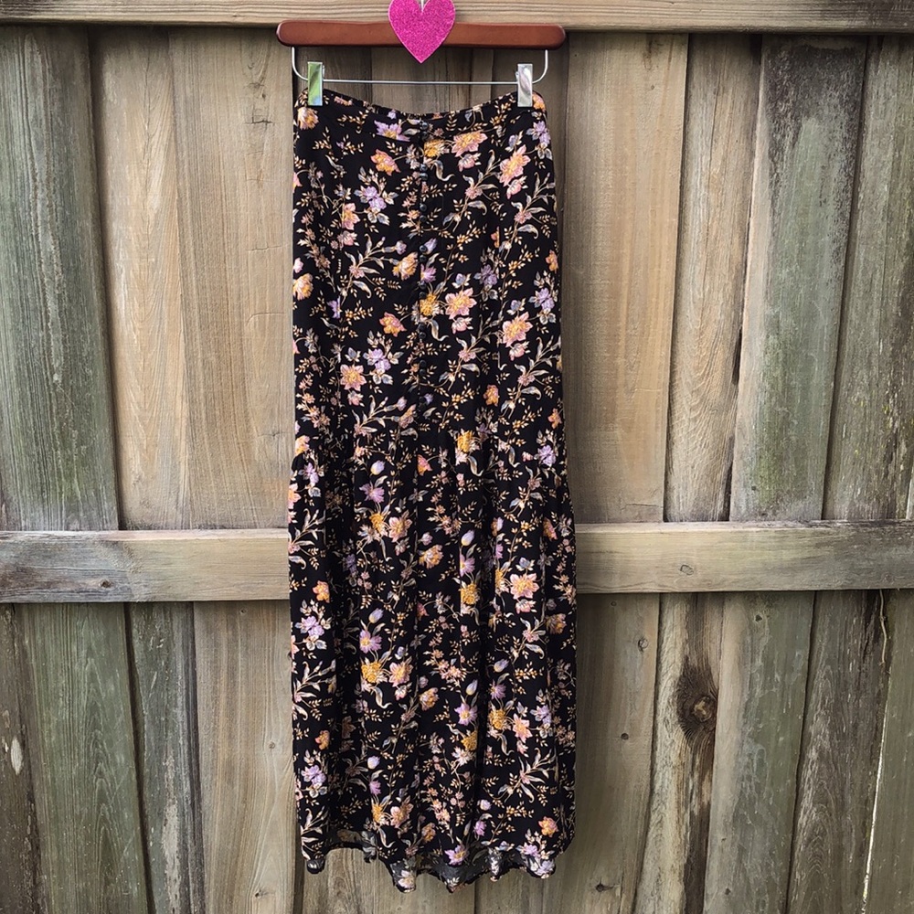 💜 American Eagle Maxi Skirt 💜